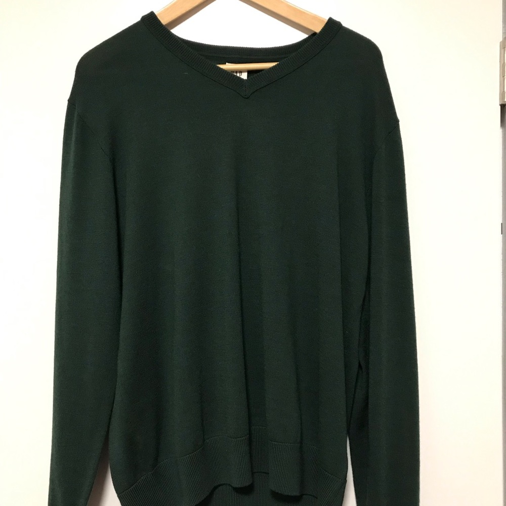 Gap V neck sweater